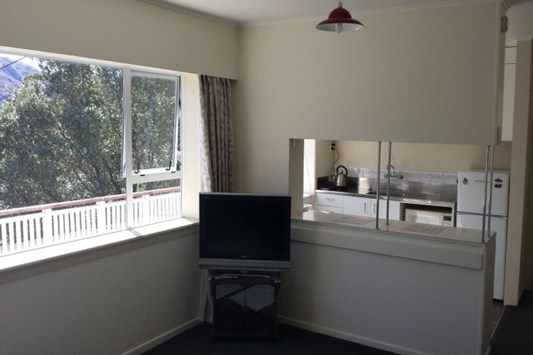 Photo of property in 3/132 Curtis Street, Northland, Wellington, 6012