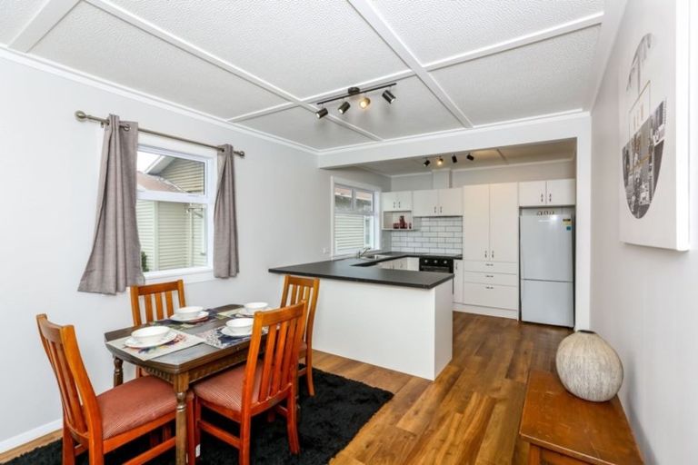 Photo of property in 7 Lyn Street, Lynmouth, New Plymouth, 4310