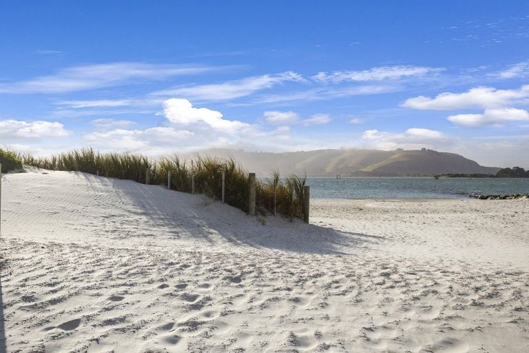 Photo of property in 930 Harington Point Road, Harington Point, Dunedin, 9077