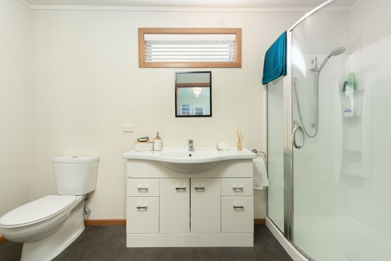 Photo of property in 11 Sharyn Place, Brookfield, Tauranga, 3110