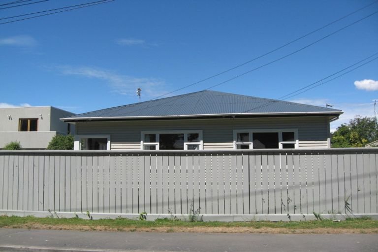 Photo of property in 14 Sheppard Place, St Albans, Christchurch, 8014