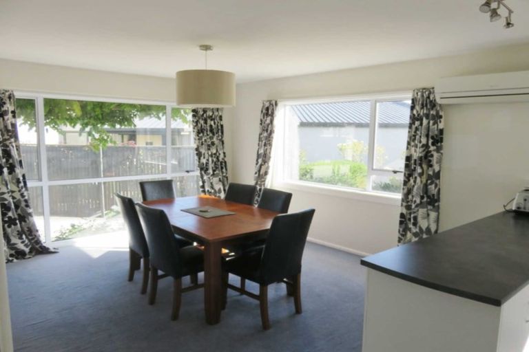 Photo of property in 16 Cam Place, Harewood, Christchurch, 8051