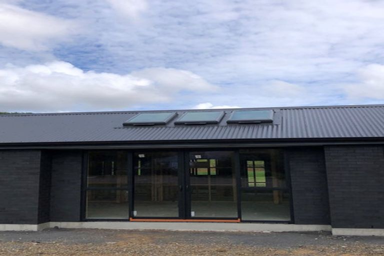 Photo of property in 6 Will Cooper Way, Tuakau, 2121