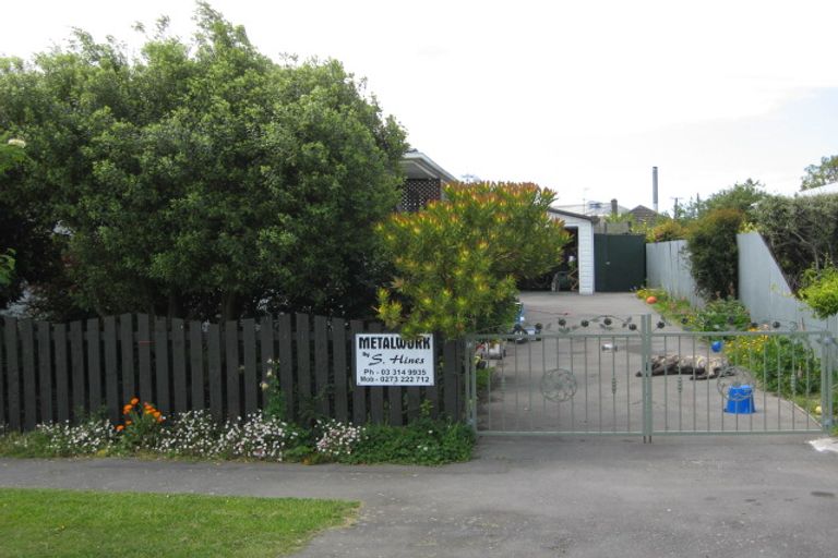 Photo of property in 17 Gilbert Street, Amberley, 7410