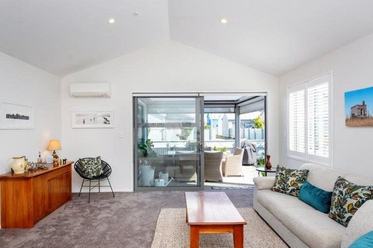 Photo of property in 3 Macaulay Street, Ahuriri, Napier, 4110