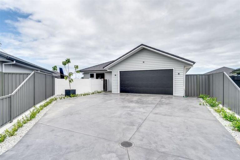 Photo of property in 3 Benmore Place, Poraiti, Napier, 4112