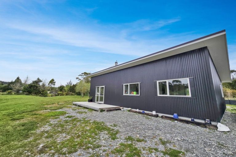 Photo of property in 56 Pine Tree Road, Kaniere, Hokitika, 7811