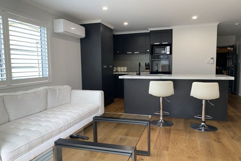 Photo of property in 381 Oceanbeach Road, Mount Maunganui, 3116