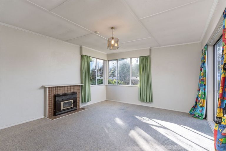 Photo of property in 1 Montgomery Place, Lansdowne, Masterton, 5810