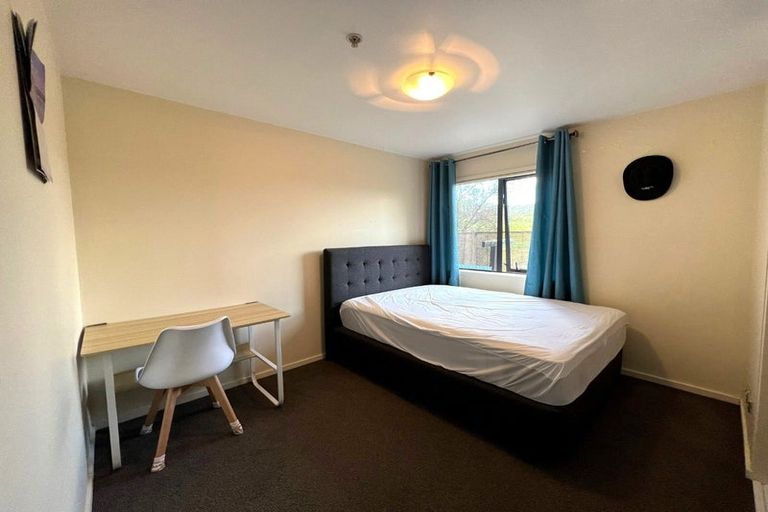 Photo of property in 1i/17 Crown Lynn Place, New Lynn, Auckland, 0600