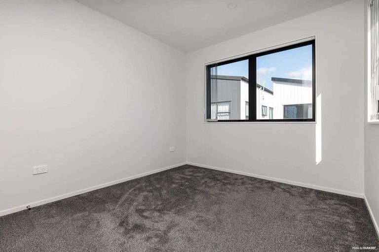 Photo of property in 6 Roku Place, Papakura, 2110