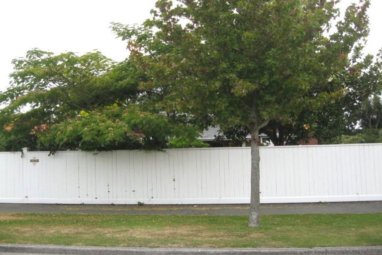 Photo of property in 54 Tomes Road, St Albans, Christchurch, 8052