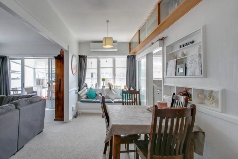 Photo of property in 85 Latham Street, Marewa, Napier, 4110