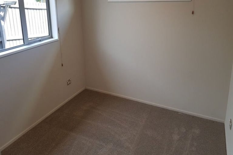 Photo of property in 10 Saint Peters Close, Woolston, Christchurch, 8062