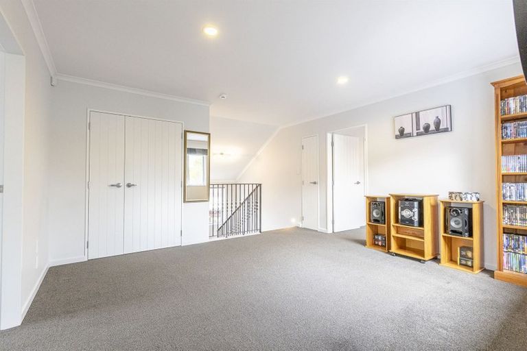 Photo of property in 7a Awatea Terrace, Hokowhitu, Palmerston North, 4410