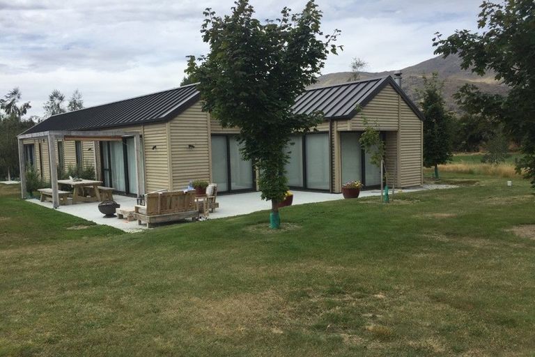 Photo of property in 49 Morven Ferry Road, Arrow Junction, Queenstown, 9371