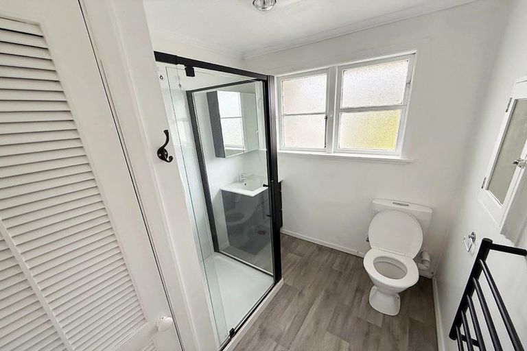 Photo of property in 12 Bush Grove, Trentham, Upper Hutt, 5018