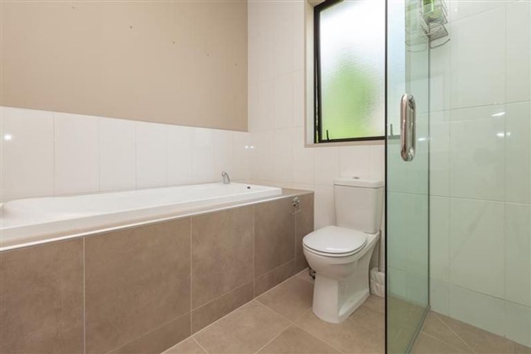 Photo of property in 10 Jackby Court, Jacks Point, Queenstown, 9371