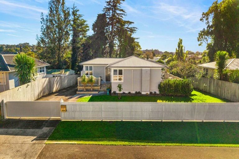 Photo of property in 36 Mildmay Road, Henderson, Auckland, 0610