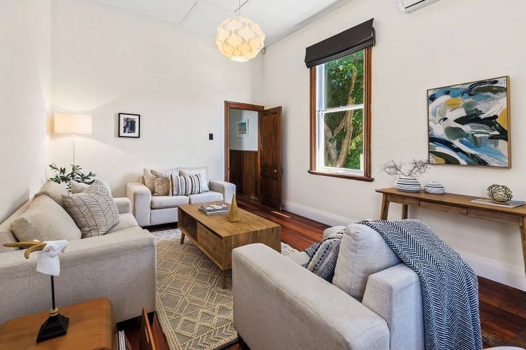 Photo of property in 81 Stanley Street, Berhampore, Wellington, 6023