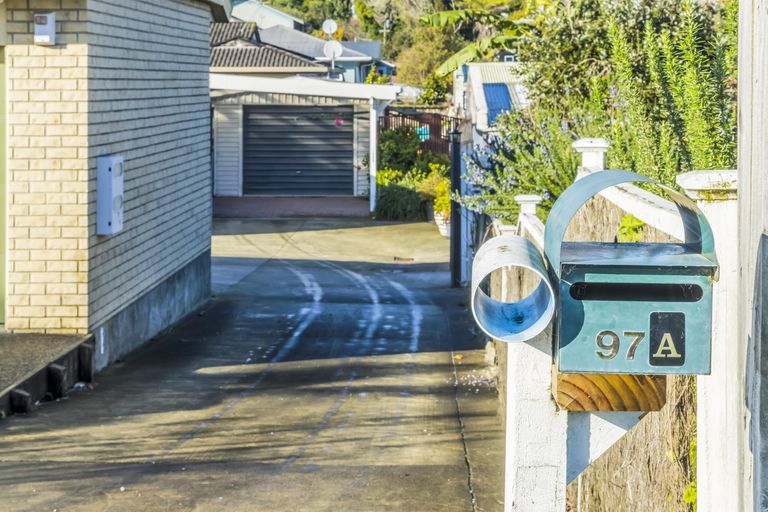 Photo of property in 97a Old Wairoa Road, Papakura, 2110