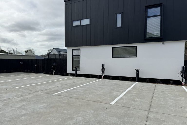 Photo of property in 7/192 Hills Road, Edgeware, Christchurch, 8013