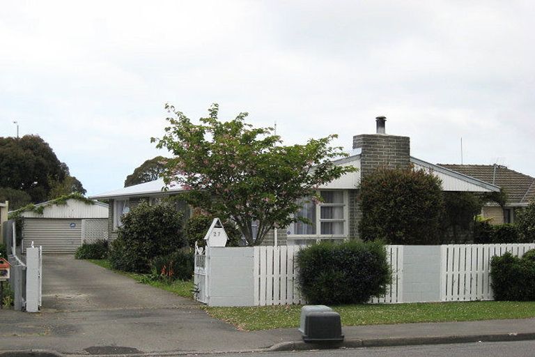 Photo of property in 27 Sneyd Street, Kaiapoi, 7630