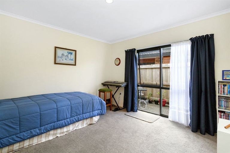 Photo of property in Redwood Village, 45/42 Main Road, Tawa, Wellington, 5028