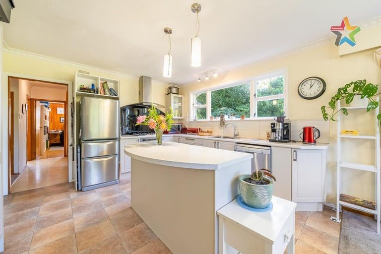 Photo of property in 92 Owen Street, Belmont, Lower Hutt, 5010