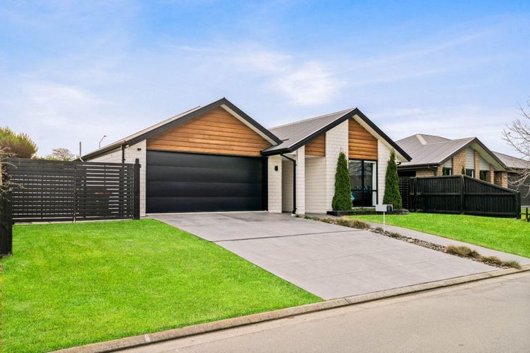 Photo of property in 17 Seymour Drive, Rolleston, 7614