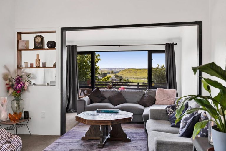 Photo of property in 34 Kent Street, Patea, 4520