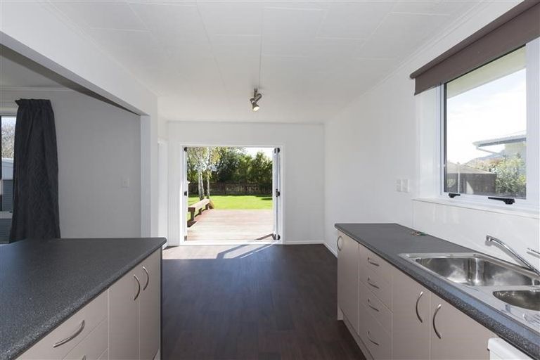 Photo of property in 67 Ngaio Road, Waikanae, 5036