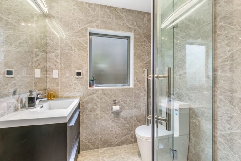 Photo of property in 57 Blacks Road, Greenhithe, Auckland, 0632