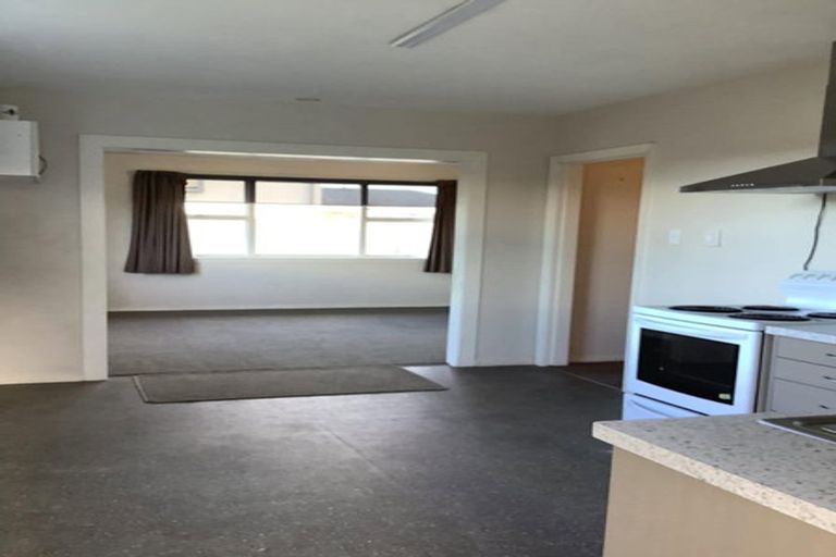 Photo of property in 4/573 Hereford Street, Linwood, Christchurch, 8011
