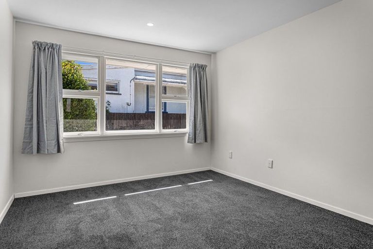 Photo of property in 2/65 Saint James Avenue, Papanui, Christchurch, 8053