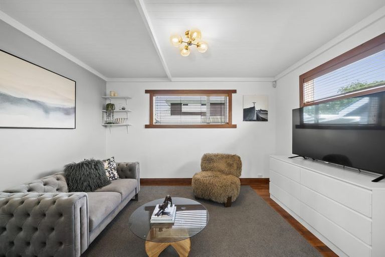 Photo of property in 8 Croziers Road, St Albans, Christchurch, 8052
