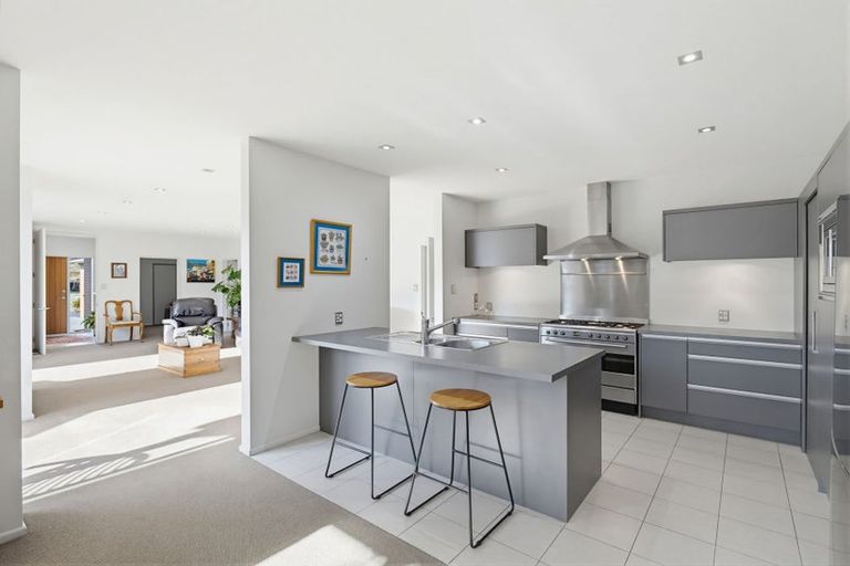 Photo of property in 35 Heathridge Place, Lincoln, 7608