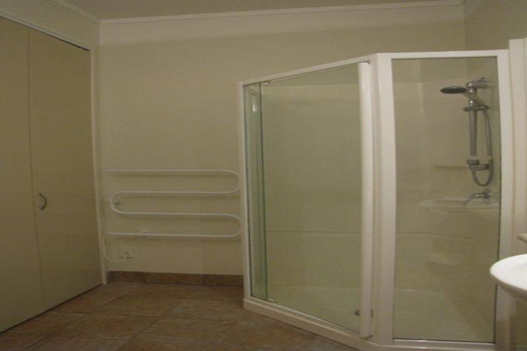 Photo of property in 8/37 Majoribanks Street, Mount Victoria, Wellington, 6011