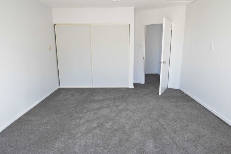 Photo of property in 2/181 Wairakei Road, Bryndwr, Christchurch, 8053