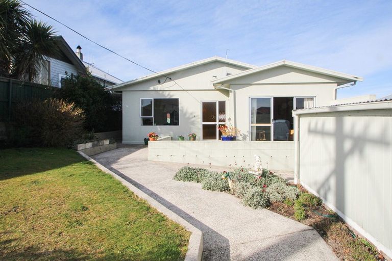 Photo of property in 33 Till Street, South Hill, Oamaru, 9400