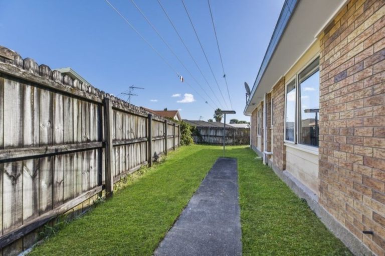 Photo of property in 25 Rosemead Place, Randwick Park, Auckland, 2105