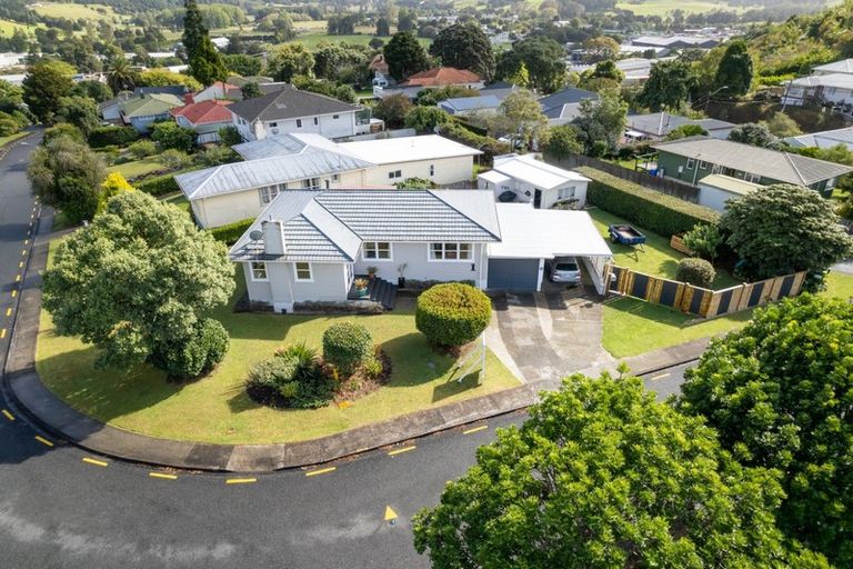 Photo of property in 1 Butler Place, Te Kamo, Whangarei, 0112