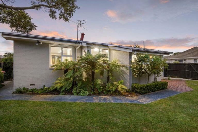 Photo of property in 171 Cashmere Road, Hoon Hay, Christchurch, 8025