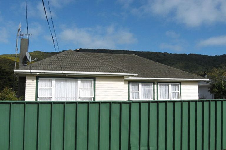 Photo of property in 74 Wood Street, Wainuiomata, Lower Hutt, 5014