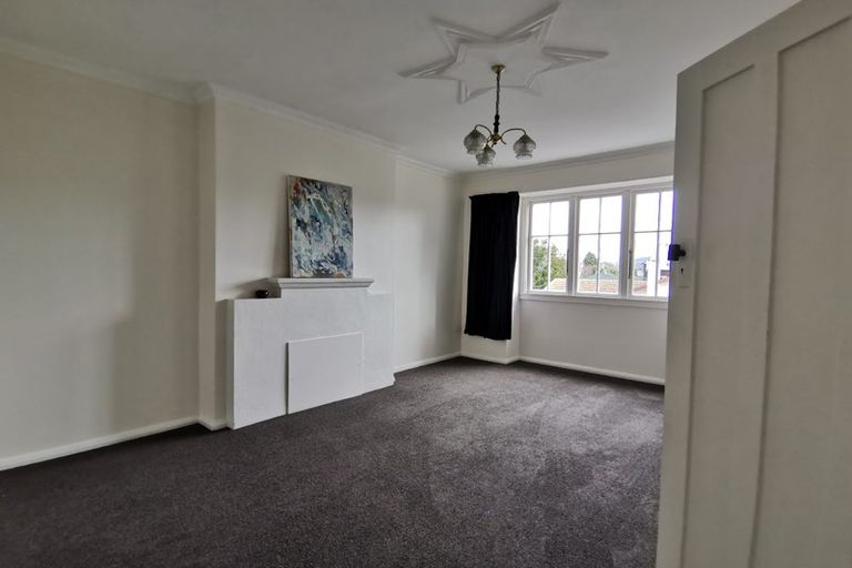 Photo of property in 52a Porutu Street, Fairfield, Lower Hutt, 5011
