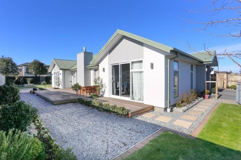 Photo of property in 4 Warhorse Gate, Halswell, Christchurch, 8025