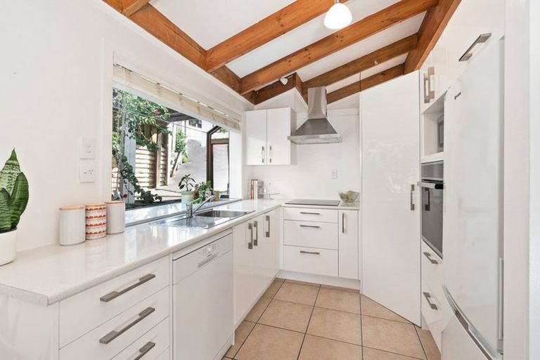 Photo of property in 16b Godden Crescent, Orakei, Auckland, 1071