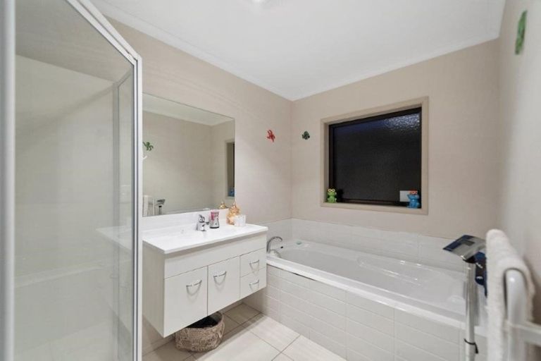 Photo of property in 21 Eastridge Terrace, Huntington, Hamilton, 3210