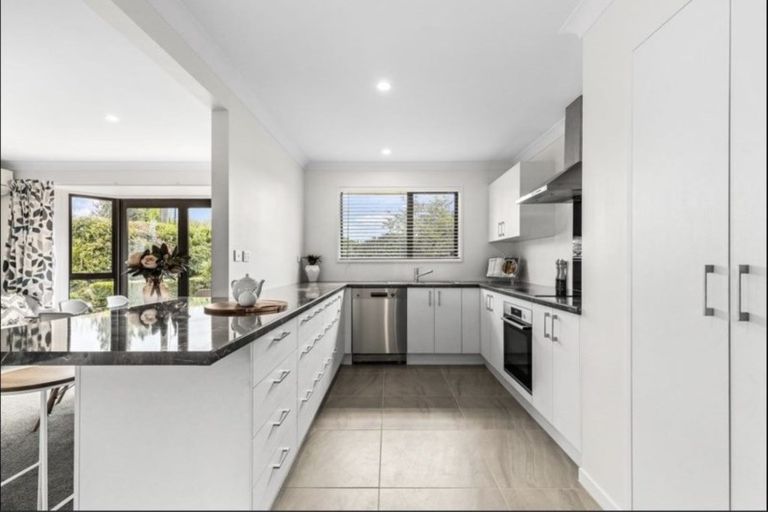 Photo of property in 19 Cardale Street, Darfield, 7510