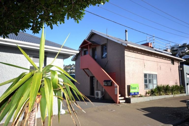 Photo of property in 1a Cruickshank Street, Kilbirnie, Wellington, 6022